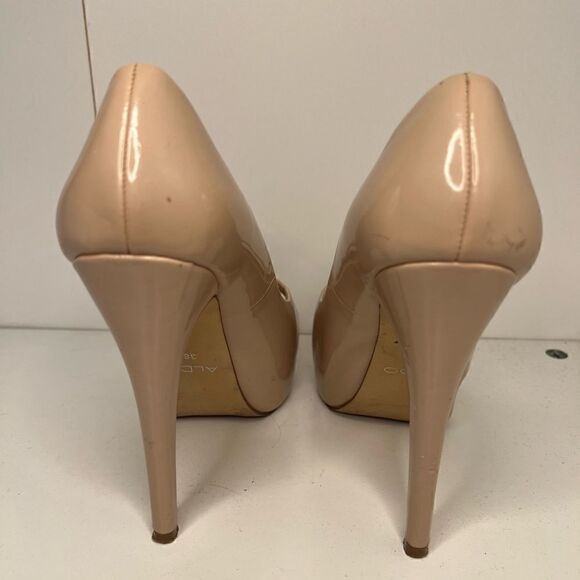 Aldo Beige 5” Heel 1.5” lift size 41 EU or 10 CA pump - Picture 4 of 8